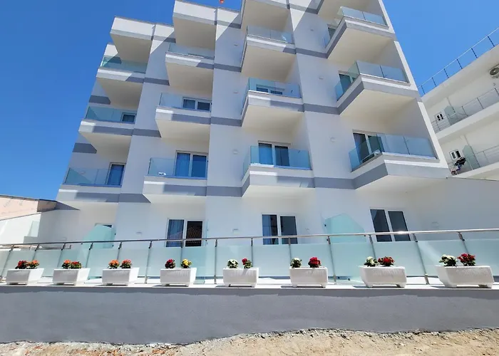 Admiro Hotel