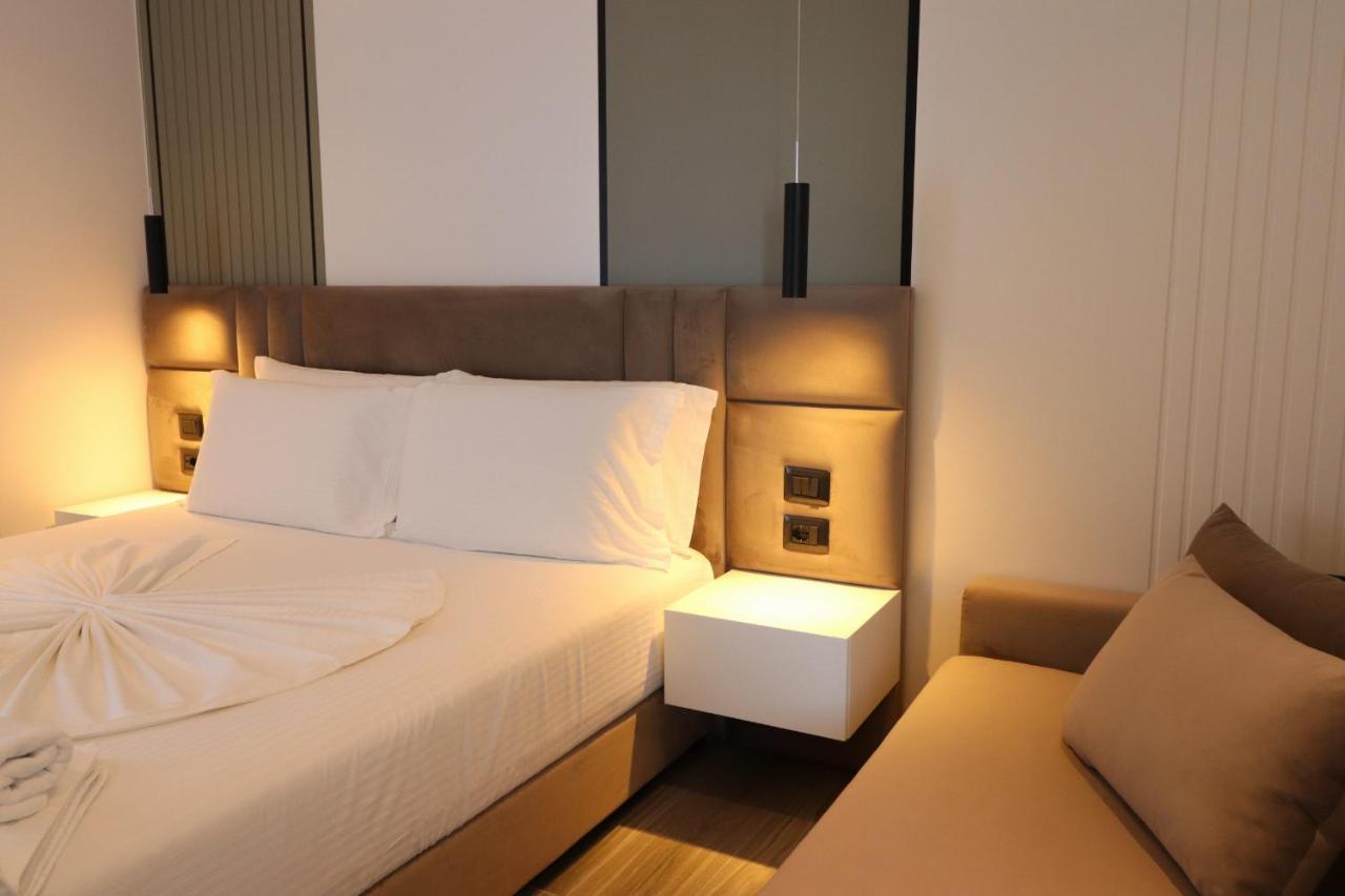 Hotel Admiro 4*